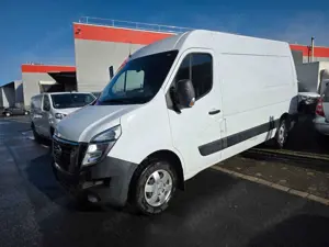 Nissan Interstar