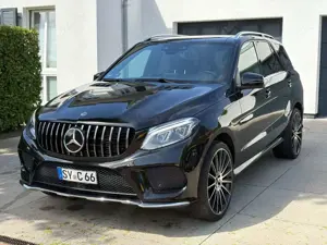 Mercedes-Benz GLE 350 d 4Matic 9G-TRONIC AMG Line Vollausstattung