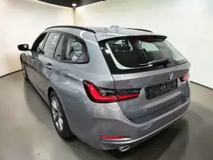 BMW 320 Bild 4
