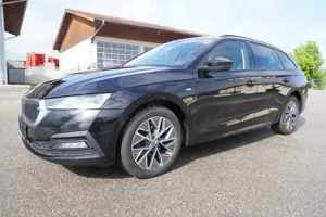 Skoda Octavia Combi Tour DSG Columbus NAV Virtual