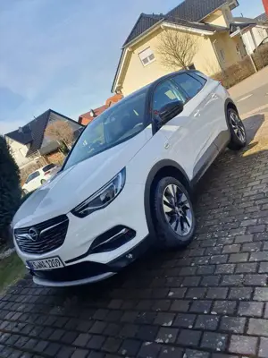 Opel Grandland X Design Line