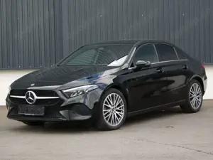 Mercedes-Benz A 180 d Lim 8G DCT LED Navi Teilleder Kamera 18"