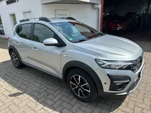 Dacia Sandero III Stepway/AHK/NAVI/SHZ/1HD/KAM/TEMP Bild 4