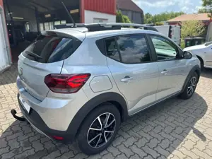 Dacia Sandero III Stepway/AHK/NAVI/SHZ/1HD/KAM/TEMP Bild 5