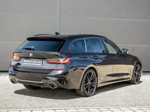 BMW 320 i Tour. M Sportpaket Kamera DAB LED AHK Bild 2