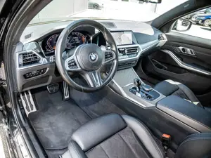 BMW 320 i Tour. M Sportpaket Kamera DAB LED AHK Bild 3