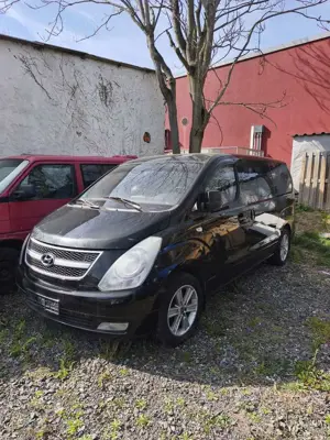 Hyundai H-1