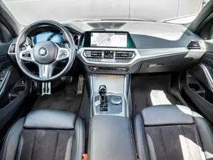 BMW 320 i Tour. M Sportpaket Kamera DAB LED AHK Bild 5
