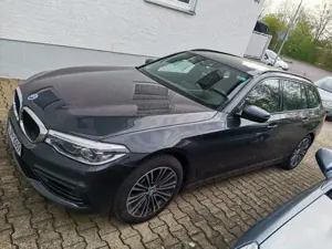 BMW 530 530d xDrive Touring Aut. Sport Line Bild 2