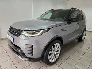 Land Rover Discovery 5 R-Dynamic SE D300 Off-Road 2 Luft Dach Kontrast
