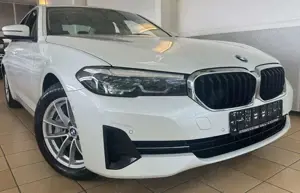 BMW 530 d LED Virtual Kamera CarPlay Navi Leder Ambiente