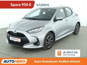 Toyota Yaris 1.5 Hybrid Team D Aut.*ACC*CAM*PDC*SHZ*ALU*KLIMA*