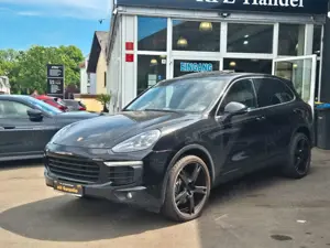Porsche Cayenne Basis/Facelift/Bi-Xenon/4xSHZ/Sitzbelüf.