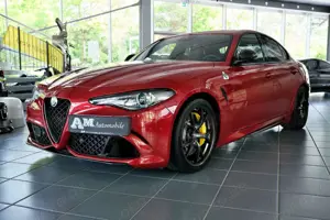 Alfa Romeo Giulia Quadrifoglio Rosso Competizione Deutsch