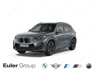 BMW iX1 xDrive 30 M-Sport Sportpaket HUD AD AHK-klappbar A