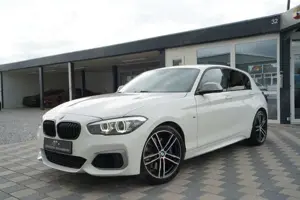 BMW 140 *Special Edition*Automatik*Leder*Navi*LED..