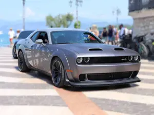 Dodge Challenger Widebody SRT Hellcat, NAP Klappenauspuff, KW Gewin