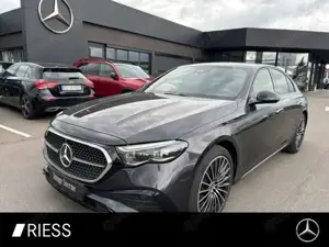 Mercedes-Benz E 300 de AMG Sport Night Premium Superscreen