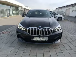 BMW 120 i M Sportpaket/ LED/ Navi/ PDC