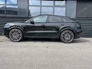 Porsche Cayenne Coupe E-Hybrid -LUFT-BOSE-INNO - HEAD UP