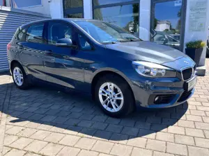 BMW 218 i 2 Active Tourer Panorama Service TÜV NEU !