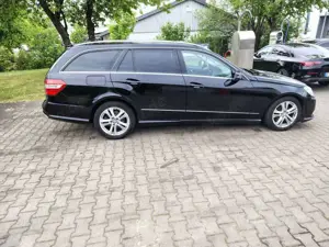 Mercedes-Benz E 300 Mercedes-Benz E 300 CDI AMG optic in sehr gutem Zu
