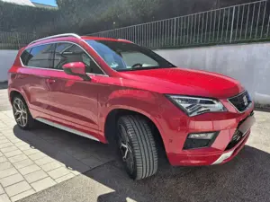 SEAT Ateca 2.0 TSI 4Drive DSG FR Unfallfr StdHeiz Leder PANO