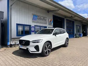 Volvo XC60 Ultimate Dark AWD 360* Harman Kardon