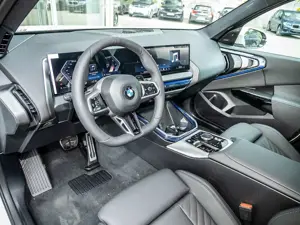 BMW X3 20 xDrive SPRING DEAL mit 13690 EUR ERSPARNIS Bild 3