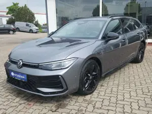 Volkswagen Passat 1.5 TSI Hybrid R-Line Matrix 360° AHK DCC Bild 2