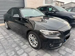BMW 220 2 Coupe 220 i Advantage AUT 2HD KLIMA PDC Bild 2