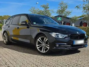 BMW 320 320i Touring Aut. Sport Line