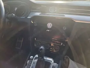 Volkswagen Passat Variant Passat Variant 2.0 TDI SCR 4Motion DSG (BMT) Highline 3xR-line Bild 5