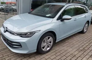 Volkswagen Golf Variant 1.5 eTSI DSG Life AHK SHZ Ready Kam