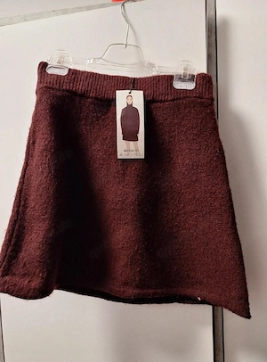 Röck von Amisu (größe XS)