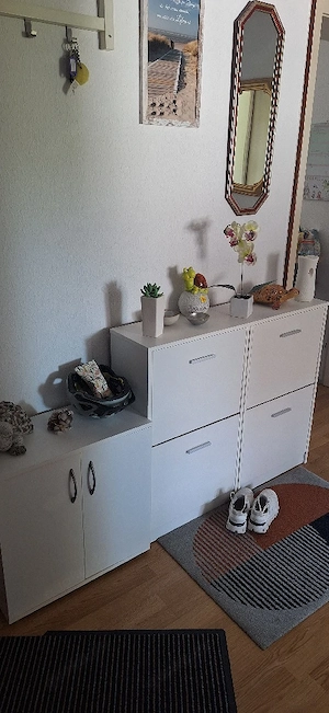 Garderobe mit Schuhschränke