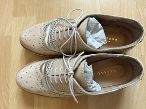 Schuhe Beige
