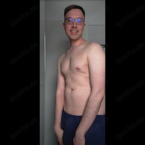 Nacktselfie mit 22cm für Neugierige. Soll dir nackt dienen (nur w)