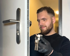 Schlüsseldienst Hamburg ab 59   | Jetzt anrufen 040 644 244 88