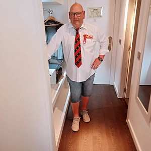 Senior sucht Dich, W, für ein entspanntes Treffen
