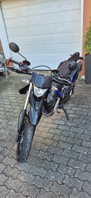 Yamaha WR 125 X Bild 2