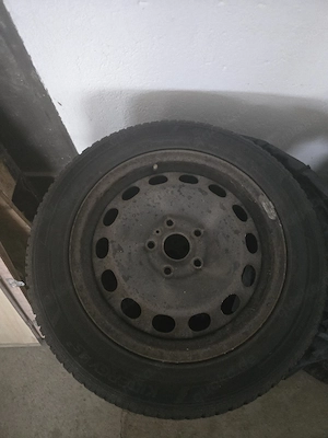 Golf 6 Räder Stahl Winterreifen 205 55 R 16