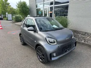 smart city-coupé/city-cabrio fortwo EQ Cabrio prime