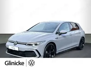 Volkswagen Golf VIII R-Line 1.5 eTSI DSG, RFK, NAVI, MATRIX
