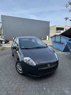 Fiat Grande Punto 1.2 8V Dynamic Preis Verhandelbar