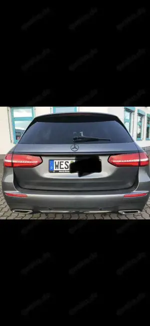 Mercedes-Benz E 200 T 9G-TRONIC AMG Line (Night Paket)