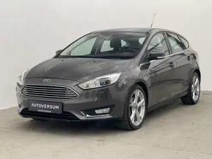 Ford Focus Titanium SHZ KEYLESS SYNC KAM TEMP Bild 3