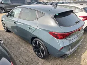 CUPRA Leon Basis 1.5 TSI 150PS, 5J Garantie, Fjord-Blau, E... Bild 4