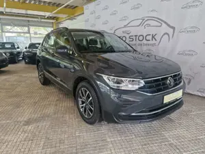 Volkswagen Tiguan 1.5 TSI DSG Life PDC Navi ACC SH Matrix