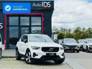 Volvo XC40 Plus Dark 2WD/Navi/Harman-Kardon